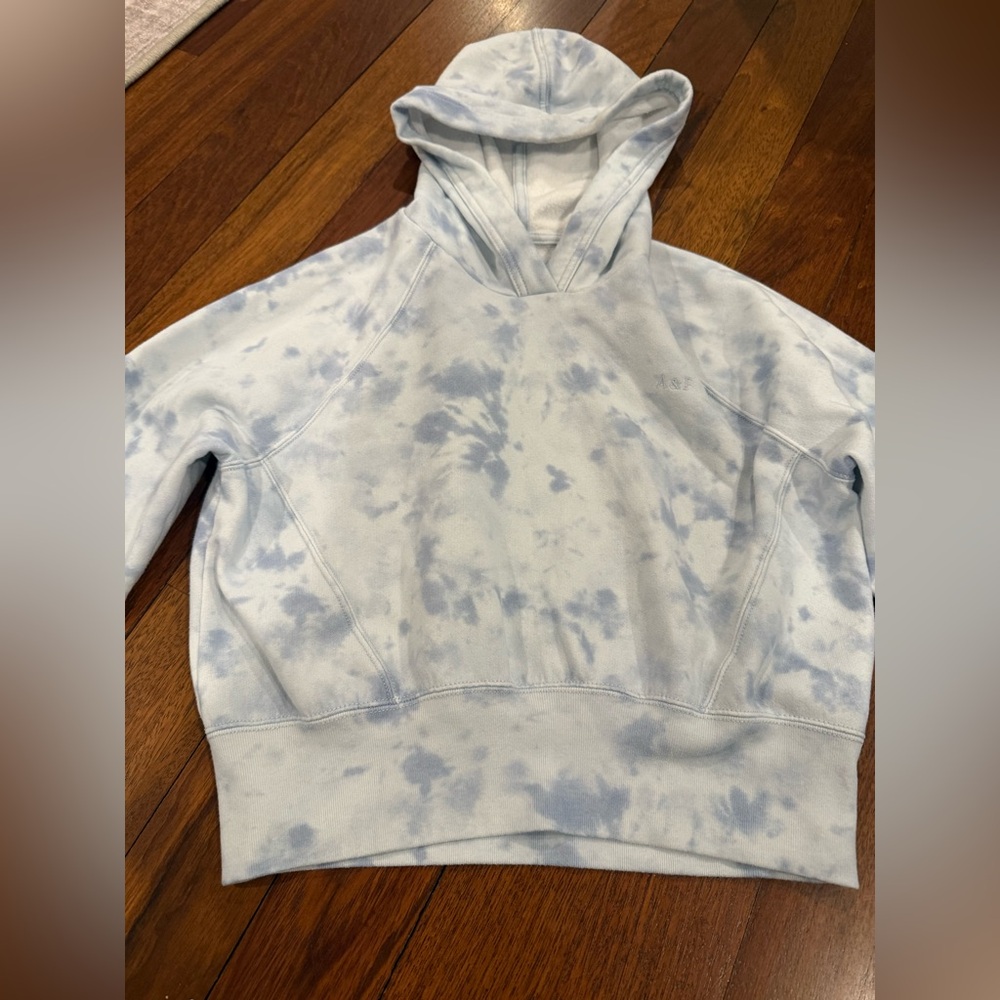 Abercrombie & Fitch A&F essential sunday Light Blue Tie-Dye Hoodie Sz 9-10